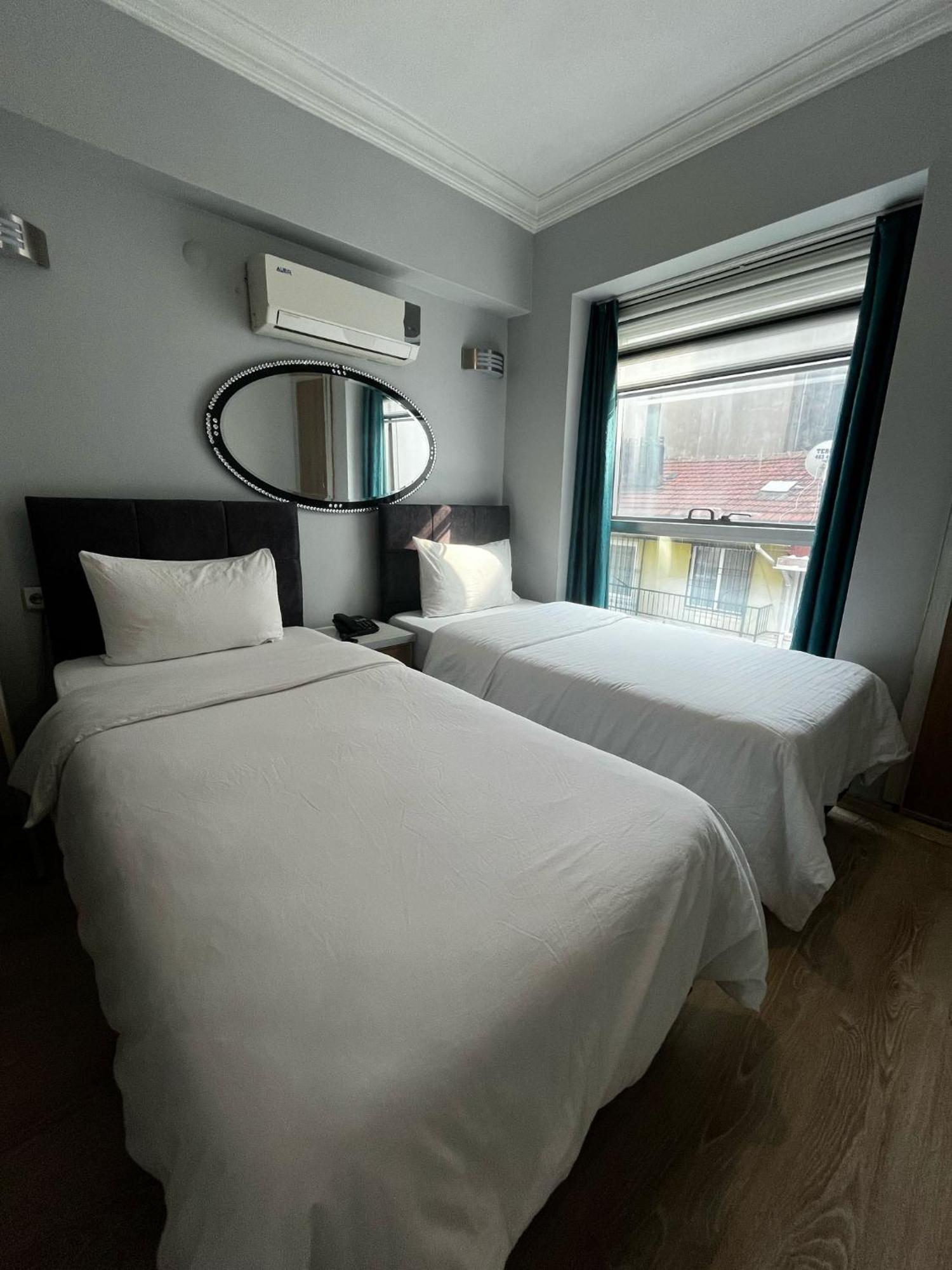 Invivo Hotel Ізмір Екстер'єр фото